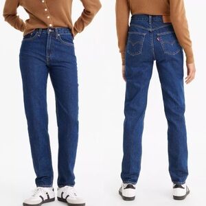 Levi’s Premium Denim 80s Mom Dark Wash Denim Jeans SIZE 28